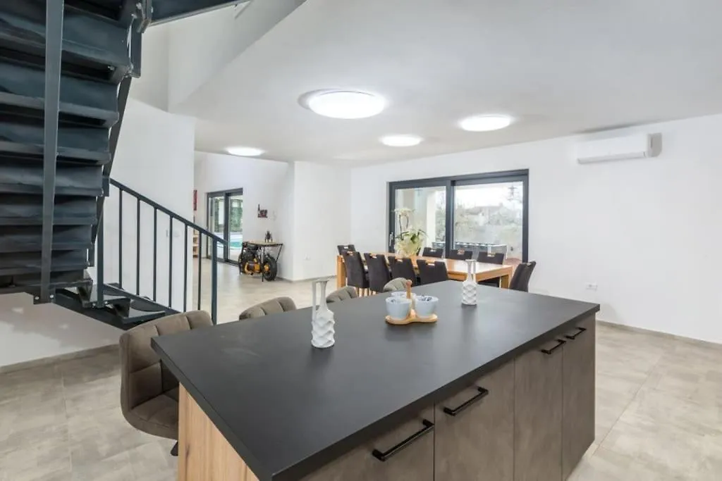 Villa 9 Marcana
