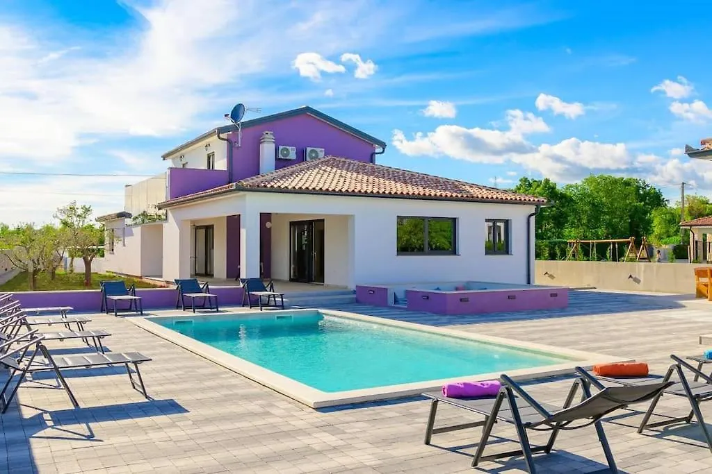 Villa 9 Marcana