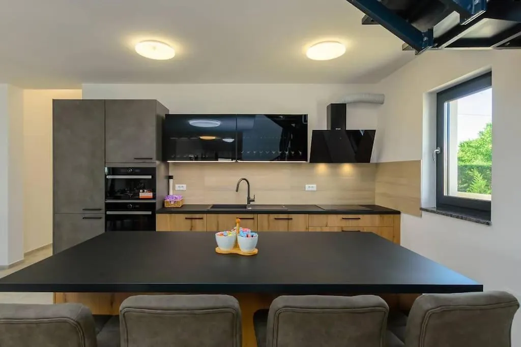 Villa 9 Marcana Croatia