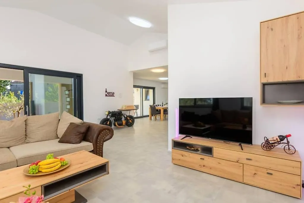 Villa 9 Marcana
