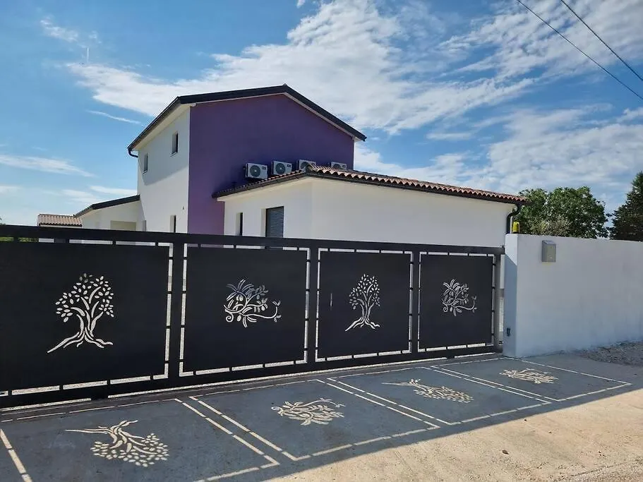 Villa 9 Marcana