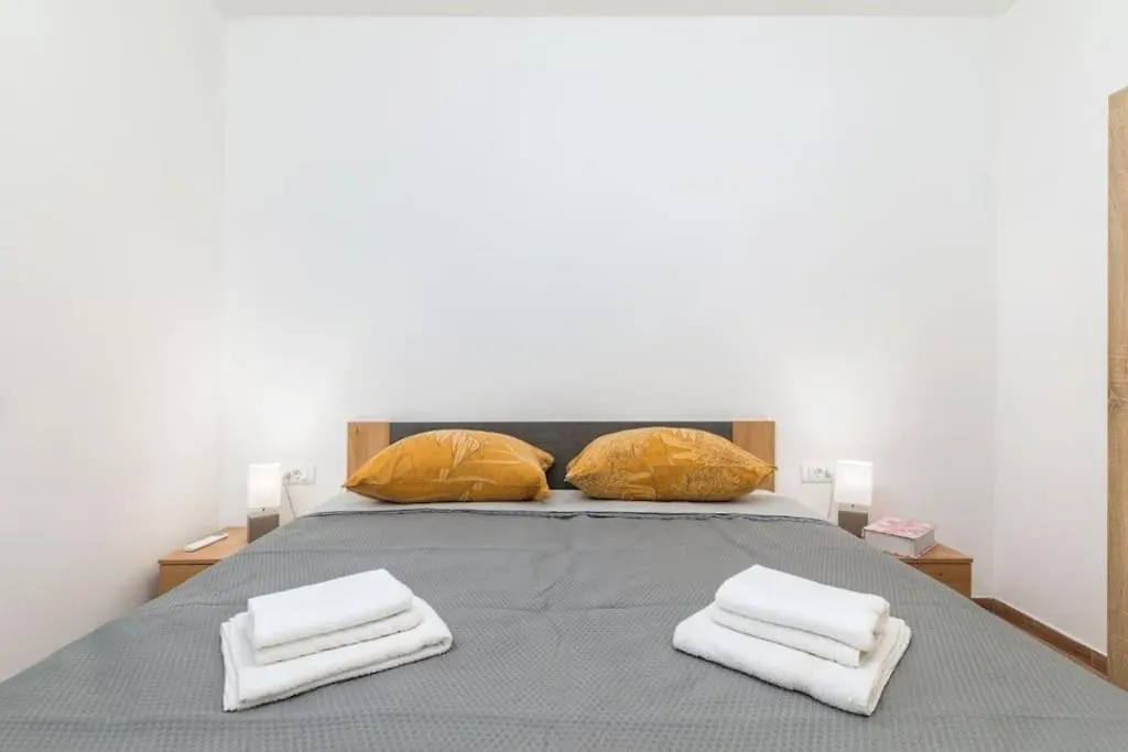 Villa 9 Marcana