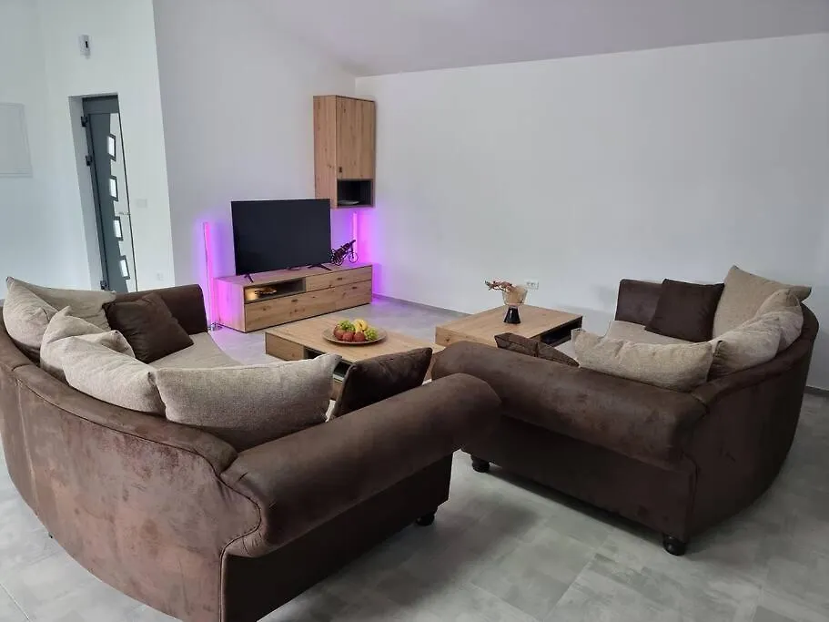 Villa 9 Marcana